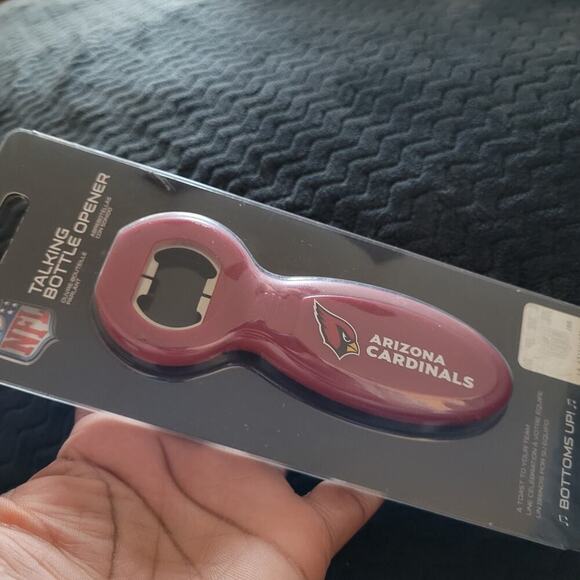 The NFL Arizona Cardinals Talking Bottle Opener Sports Fan Gear New - Picture 2 of 2